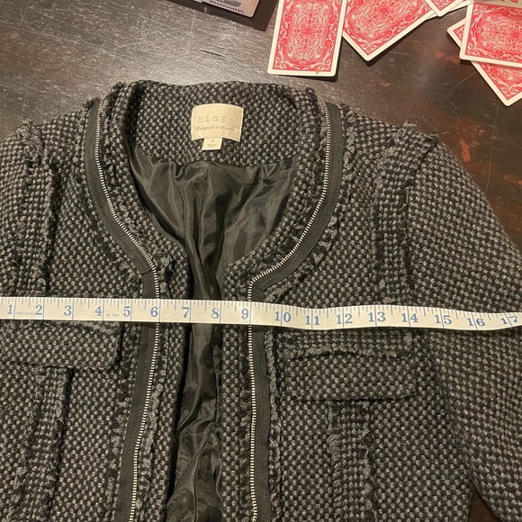 Hinge Size S , Black / Grey raw edge high low blazer - Picture 12 of 13